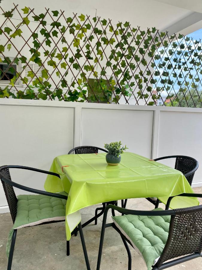 Apartmani Dragana Херцег Нови Екстериор снимка