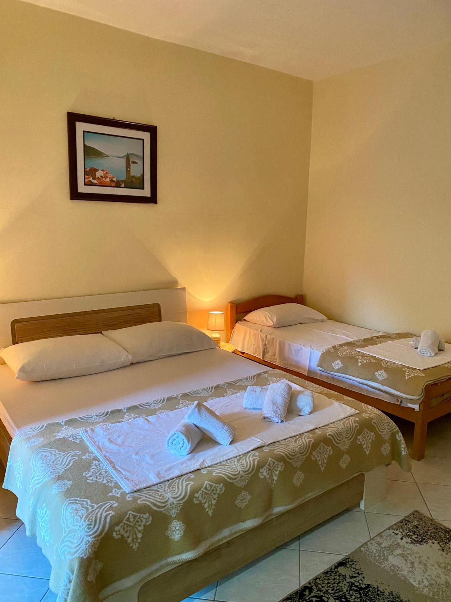 Apartmani Dragana Херцег Нови Екстериор снимка