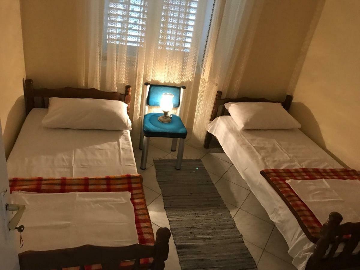 Apartmani Dragana Херцег Нови Екстериор снимка