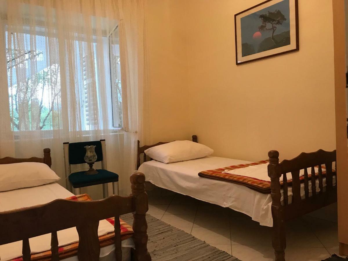 Apartmani Dragana Херцег Нови Екстериор снимка